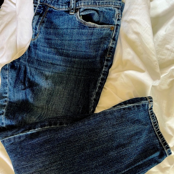 Liz Claiborne - Picture 2 of 2